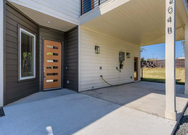 Property at 7204 Bennett Ave Unit B, Austin, TX 78752, 3 beds, 2.5 baths