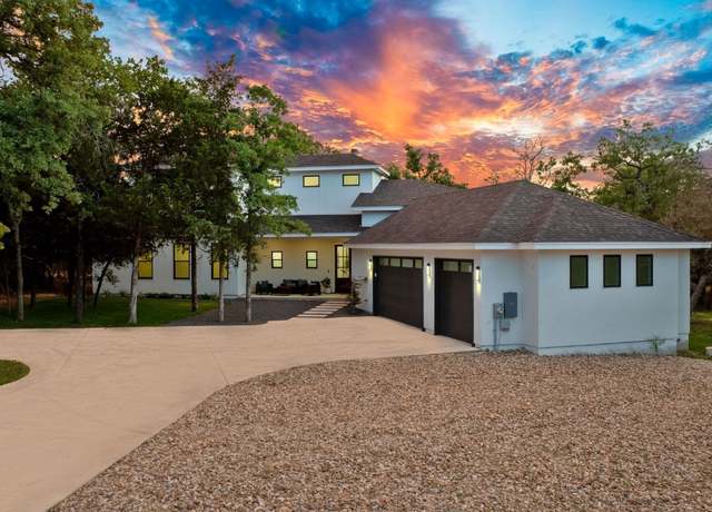 Property at 103 Mills Xing, Bastrop, TX 78602, 4 beds, 3.5 baths