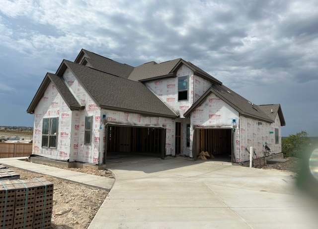 Property at 314 Yaklin Dr, Liberty Hill, TX 78642, 4 beds, 4.5 baths