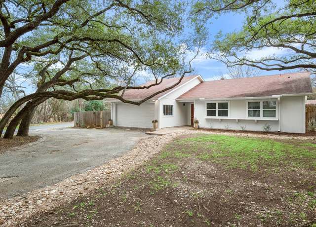 Property at 1907 Casa Grande Dr, Austin, TX 78733, 3 beds, 2 baths