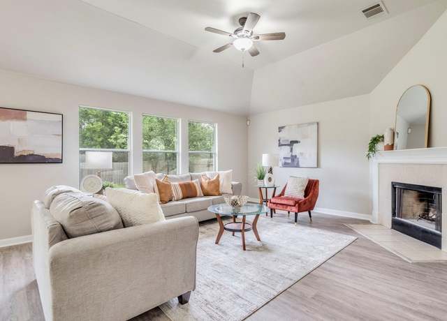 Property at 105 Plumbago Dr, Pflugerville, TX 78660, 3 beds, 2 baths