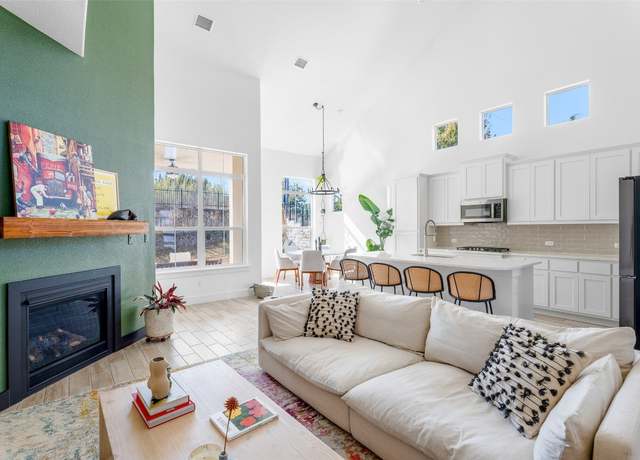 Property at 101 Cartwheel Bnd #52, Austin, TX 78738, 3 beds, 3.5 baths
