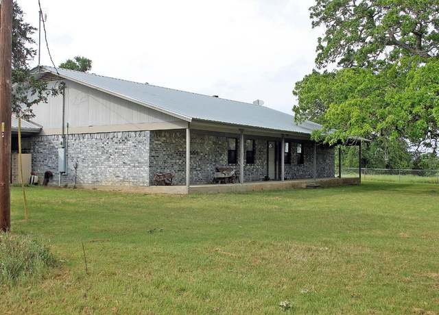 Property at 854 Pettytown Rd, Red Rock, TX 78662, 3 beds, 2 baths