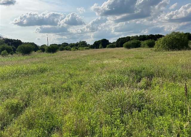 Property at 329 Hatterman Rd, La Grange, TX 78945