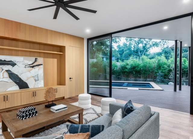 Property at 1121 Bluebonnet Ln, Austin, TX 78704, 4 beds, 4.5 baths