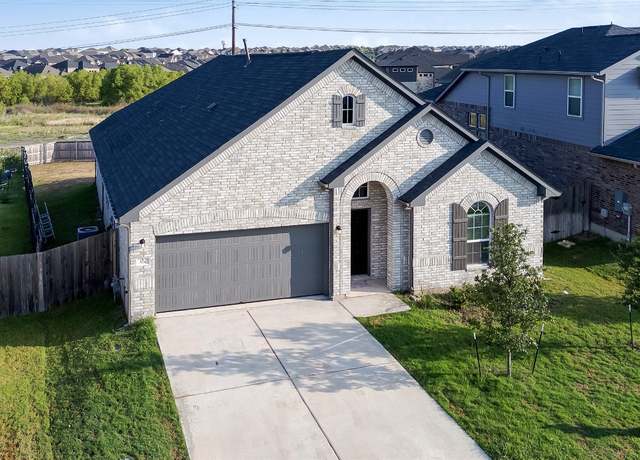 Property at 574 Sugar Cane Rd, Buda, TX 78610, 3 beds, 2 baths