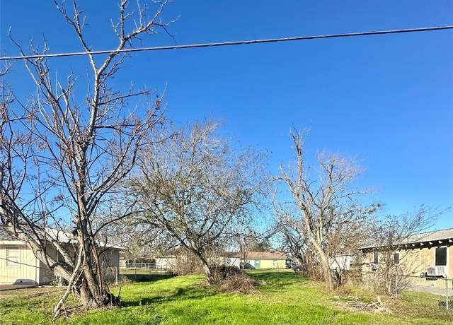 Property at TBD N Waco St, Giddings, TX 78942