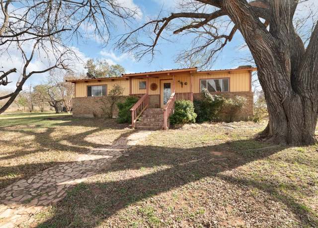 Property at 502 N River Oaks Dr, Burnet, TX 78611, 2 beds, 2 baths