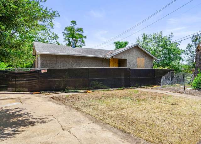 Property at 5103 Valley Oak Dr, Austin, TX 78731, 2 beds, 1 bath