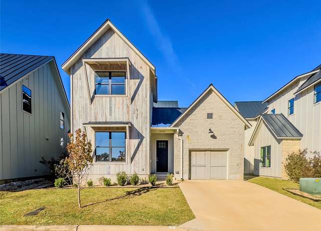 Property at 2400 Bruin Dr #27, Spicewood, TX 78669, 4 beds, 3.5 baths