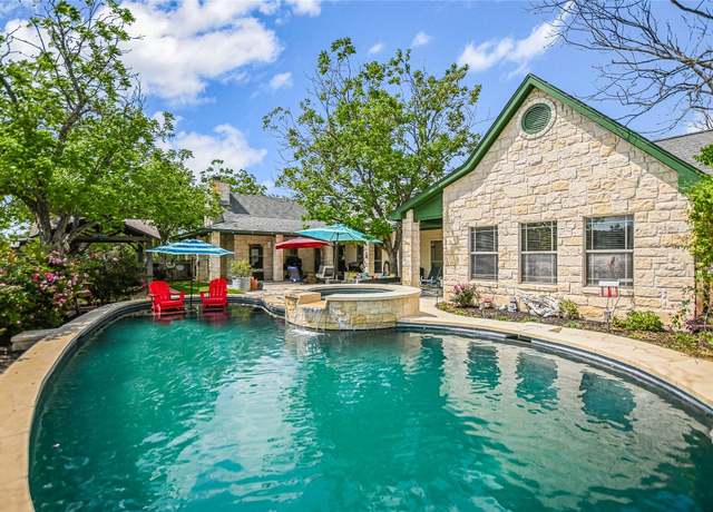 Property at 303 Cr 144, Marble Falls, TX 78654, 3 beds, 2.5 baths
