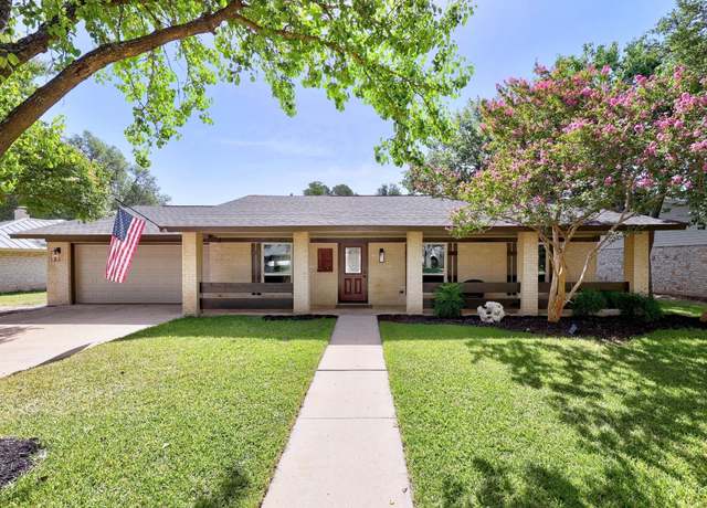 Property at 1303 Lime Rock Dr, Round Rock, TX 78681, 4 beds, 2 baths