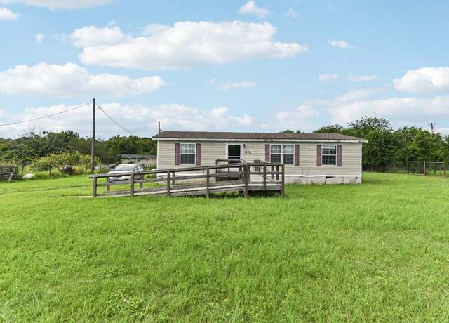 Property at 1340 Orchard Dr, Leander, TX 78641, 3 beds, 2 baths