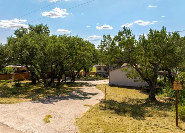 Property at 19625 Lakehurst Loop, Spicewood, TX 78669, 4 beds, 2 baths