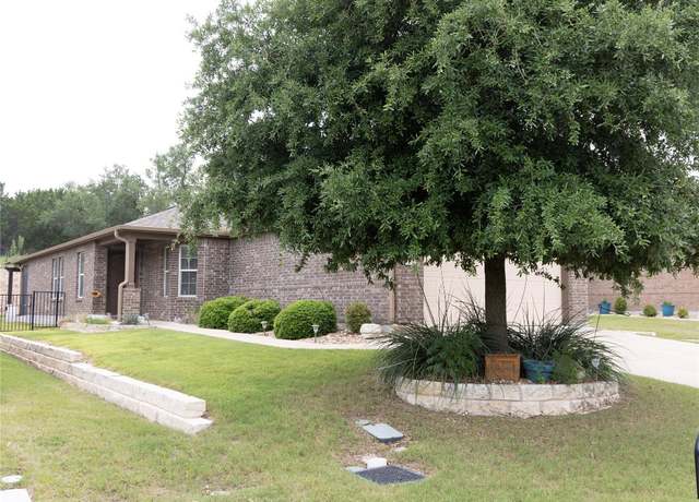 Property at 834 Salado Creek Ln, Georgetown, TX 78633, 3 beds, 2 baths