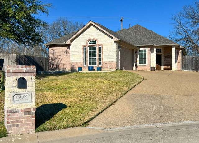 Property at 602 Park Place Ln, Temple, TX 76504, 3 beds, 2 baths