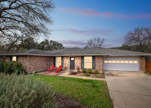 Property at 2624 Barton Hills Dr, Austin, TX 78704, 4 beds, 2 baths