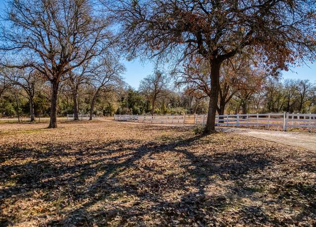 Property at 6196 Fm 975, Caldwell, TX 77836, 3 beds, 2 baths