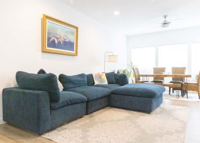Property at 12500 Lamppost Ln #16, Austin, TX 78727, 3 beds, 2.5 baths
