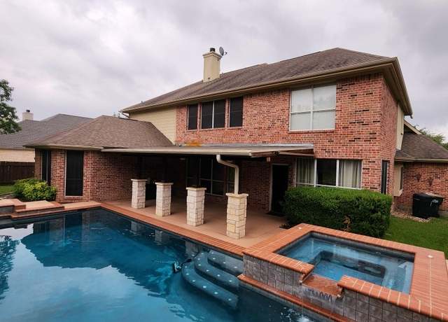 Property at 11710 Uplands Ridge Dr, Austin, TX 78738, 5 beds, 3.5 baths