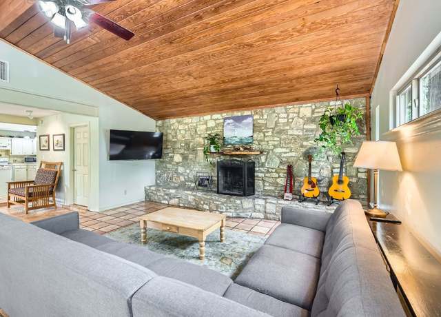 Property at 7704 Williamson Creek Dr, Austin, TX 78736, 3 beds, 1 bath