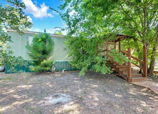Property at 142 Forest Ln, Bastrop, TX 78602, 1 bed, 1 bath