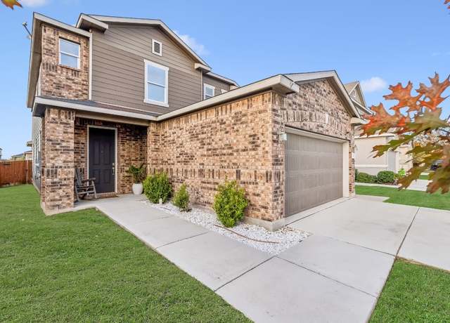 Property at 2069 Brandywine Dr, New Braunfels, TX 78130, 5 beds, 3.5 baths