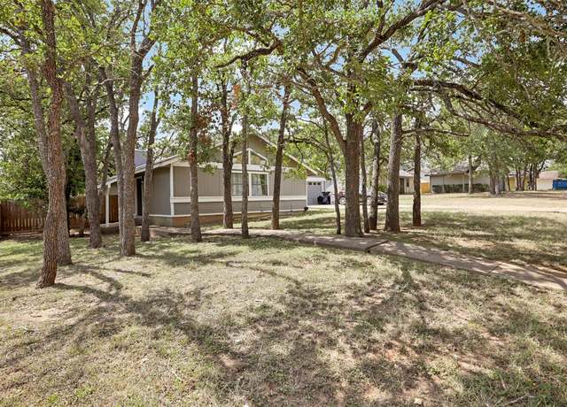 Property at 149 Live Oak Dr, Cedar Creek, TX 78612, 3 beds, 2 baths