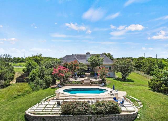 Property at 13628 Gregg Manor Rd, Manor, TX 78653, 7 beds, 3.5 baths
