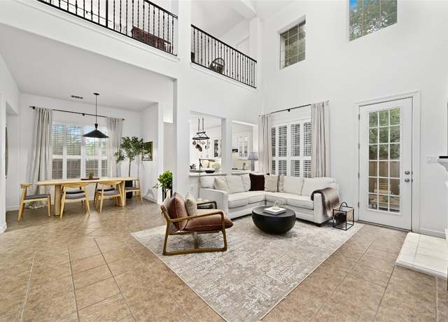 Property at 3818 Gaines Ct, Austin, TX 78735, 4 beds, 3.5 baths