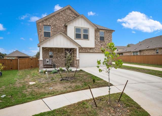 Property at 2033 Egret Ave, New Braunfels, TX 78132, 4 beds, 2.5 baths