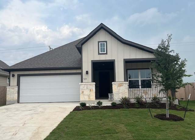 Property at 525 Teasley Dr, Taylor, TX 76574, 4 beds, 3 baths