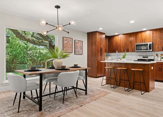 Property at 4819 Trail Crest Cir, Austin, TX 78735, 3 beds, 2 baths