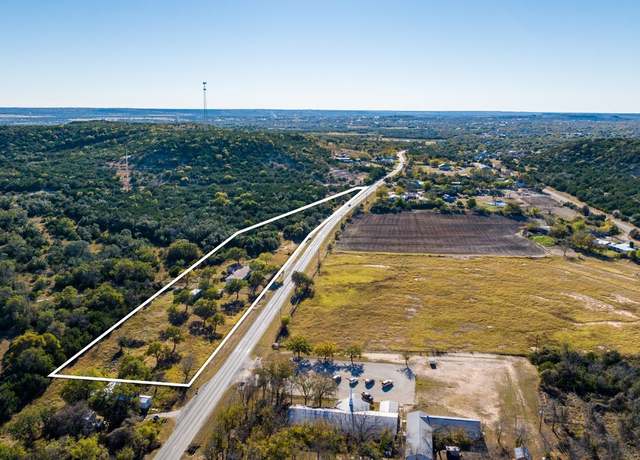Property at 2933 N State Highway 16, Fredericksburg, TX 78624, 3 beds, 2.5 baths