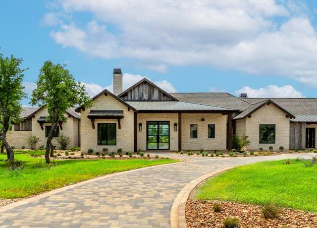 Property at 200 E Eldorado Ridge Dr, Fredericksburg, TX 78624, 5 beds, 5.5 baths