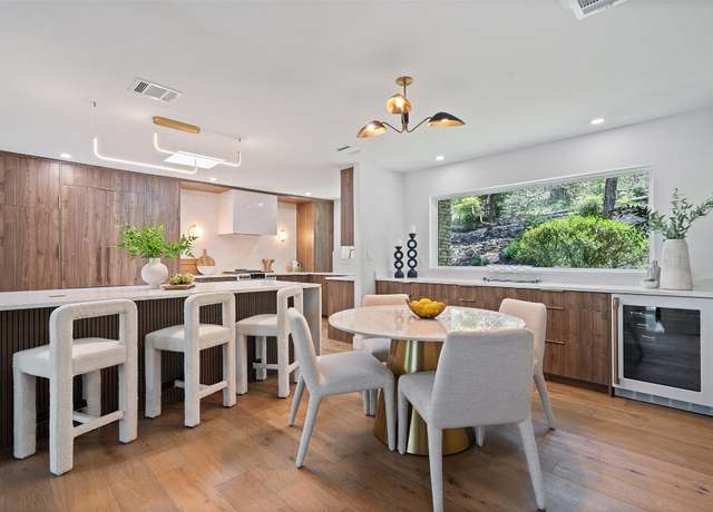 Property at 3403 Cascadera Dr, Austin, TX 78731, 4 beds, 2 baths
