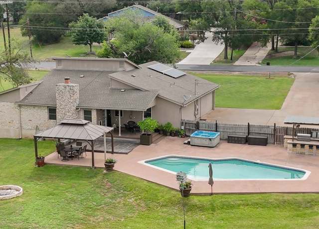 Property at 305 Canyon Wren Dr, Buda, TX 78610, 4 beds, 3 baths
