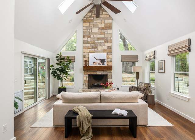 Property at 2608 S 2nd St, Austin, TX 78704, 3 beds, 2 baths