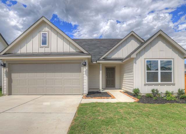Property at 141 Flora Vista St, San Marcos, TX 78666, 3 beds, 2 baths