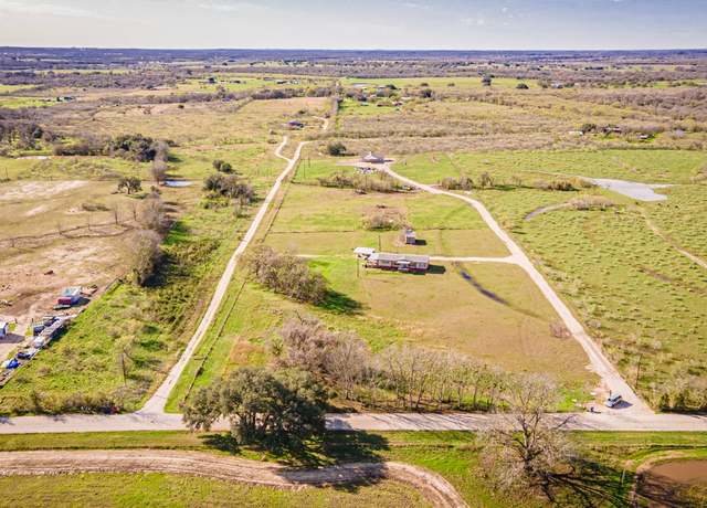 Property at 3370 Pettytown Rd, Dale, TX 78616, 3 beds, 2 baths