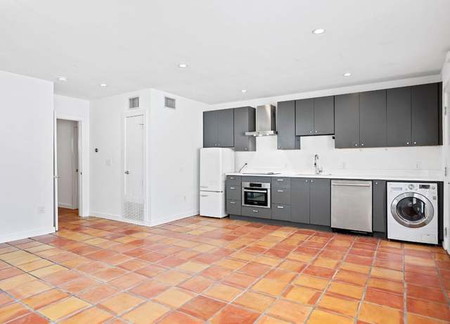 Property at 1200 Enfield Rd #107, Austin, TX 78703, 1 bed, 1 bath