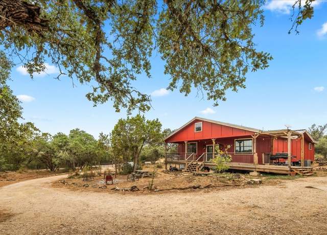 Property at 1600 Alpine Trl, San Marcos, TX 78666, 5 beds, 3.5 baths