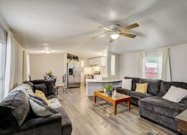 Property at 1132 Debbie Dr, Marion, TX 78124, 2 beds, 1 bath