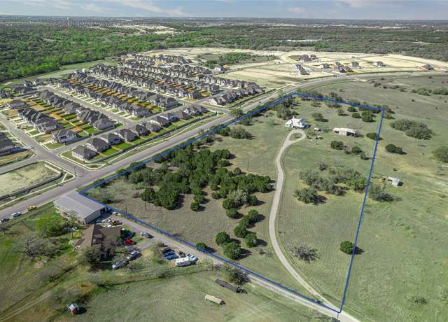 Property at 310 Craigen Rd, Liberty Hill, TX 78642