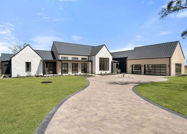 Property at 123 Landings Way, Spicewood, TX 78669, 4 beds, 5 baths