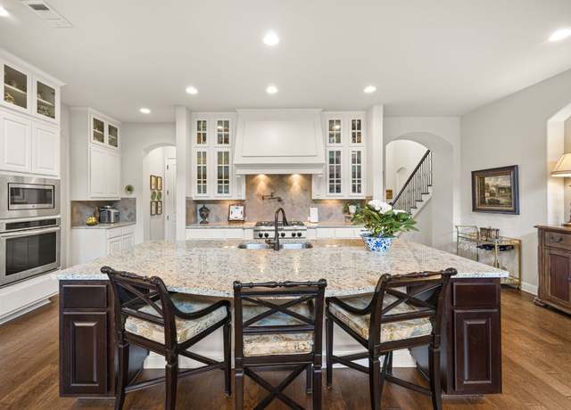 Property at 103 Maddy Way, Austin, TX 78738, 5 beds, 4 baths