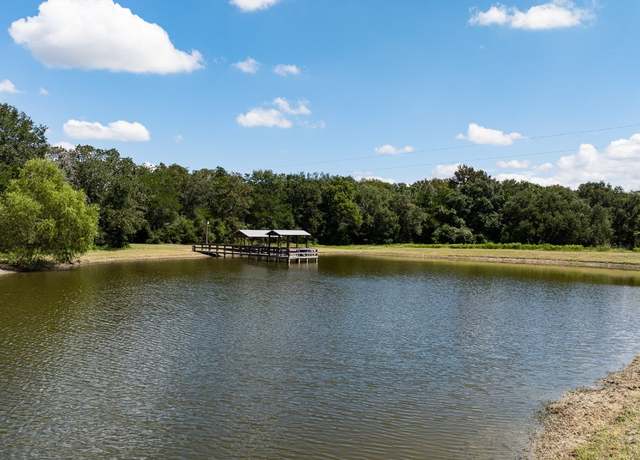 Property at 2287 Bryant Rd, Schulenburg, TX 78956, 4 beds, 3 baths