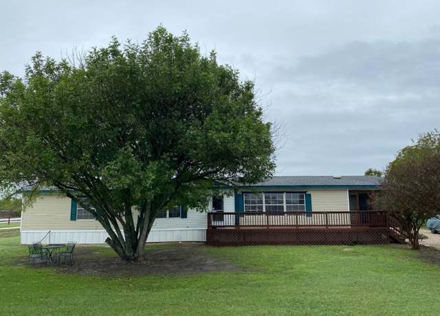 Property at 1437 Heidenreich Ln, Kyle, TX 78640, 4 beds, 2 baths