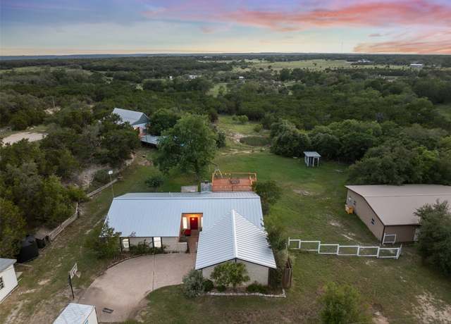 Property at 250 Porter Ln, Leander, TX 78641, 5 beds, 3 baths