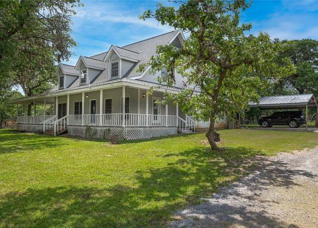 Property at 2981 Vivroux Ranch Rd, Seguin, TX 78155, 4 beds, 3 baths